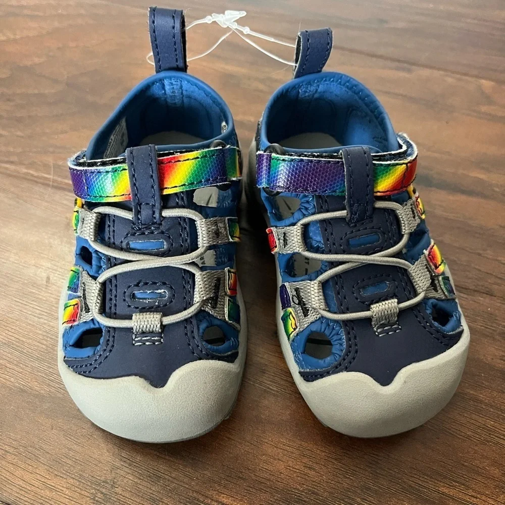 NWOT Keen Knotch Creek Rainbow Strap Navy ShoesUnisex Size 5